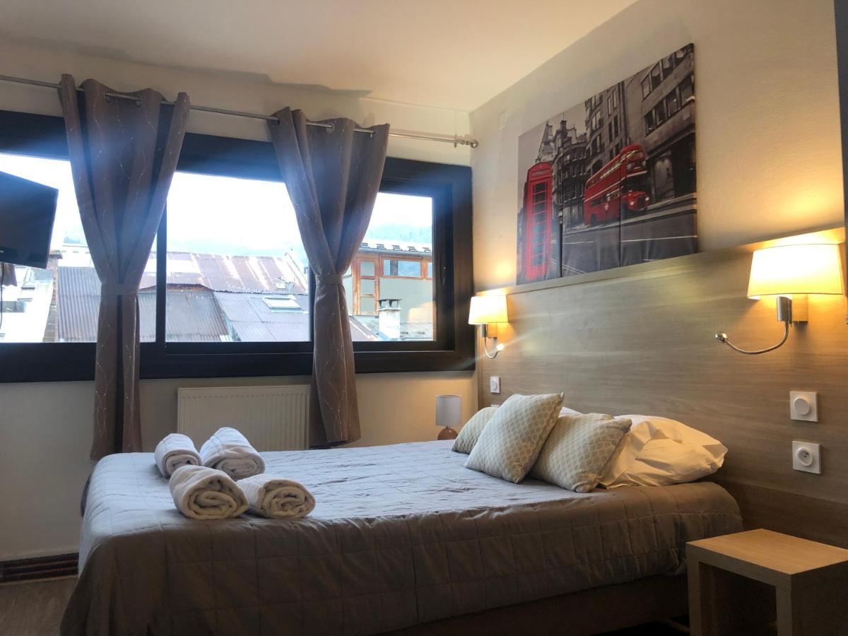 Hotel Du Cheval Blanc Barcelonnette Zewnętrze zdjęcie