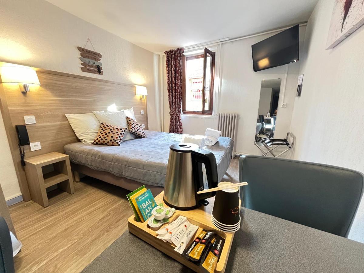 Hotel Du Cheval Blanc Barcelonnette Zewnętrze zdjęcie