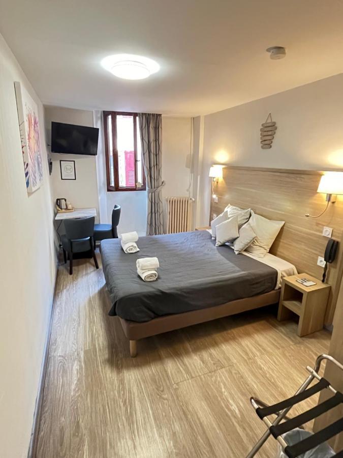 Hotel Du Cheval Blanc Barcelonnette Zewnętrze zdjęcie