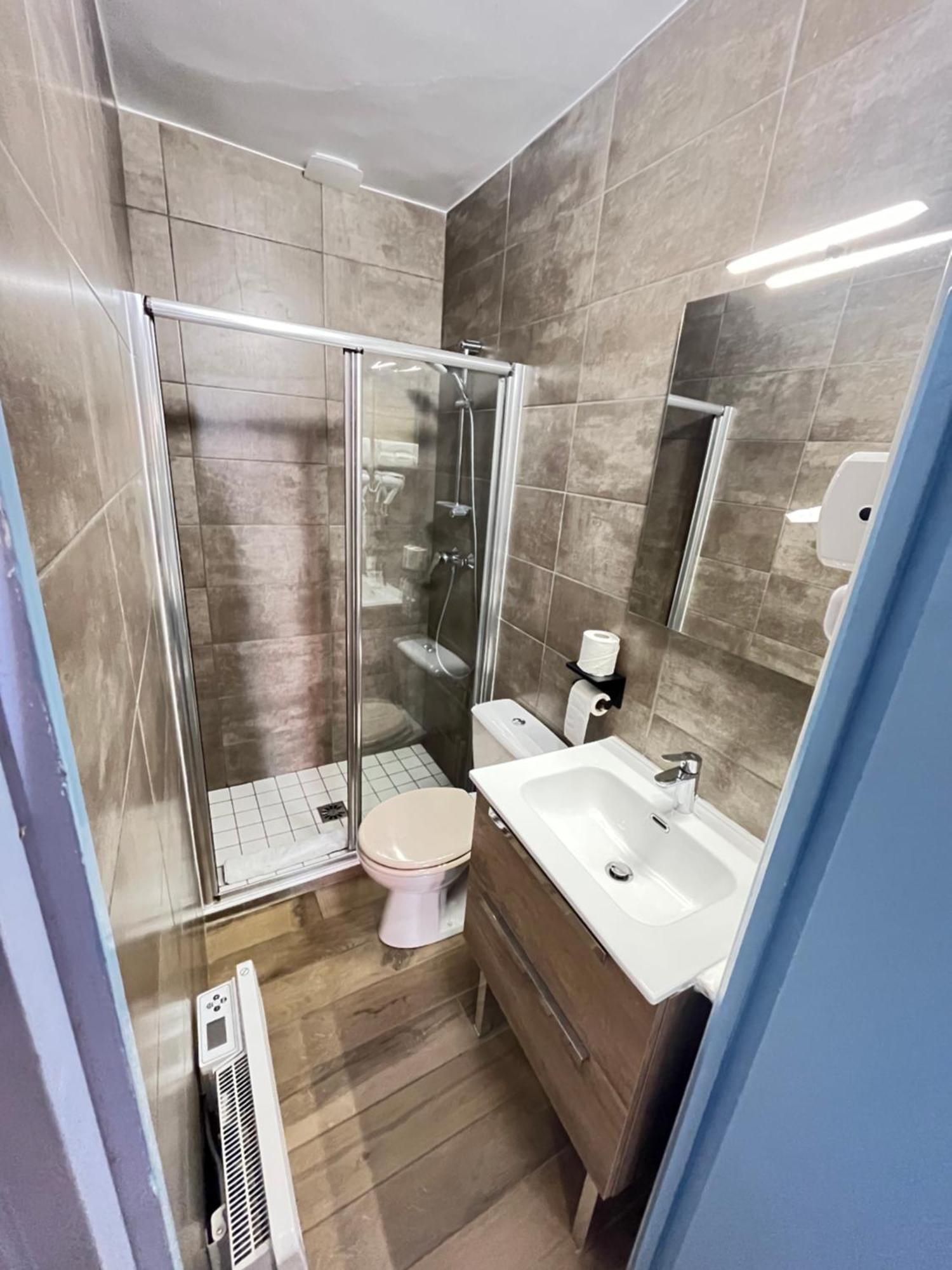 Hotel Du Cheval Blanc Barcelonnette Zewnętrze zdjęcie