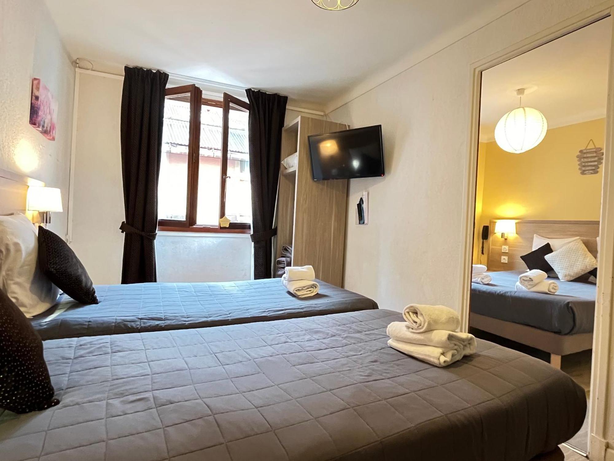 Hotel Du Cheval Blanc Barcelonnette Zewnętrze zdjęcie